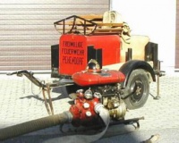 files/x_seiteninhalte/ueber_uns/ausruestung/motorspritze_ff_pehendorf_restauriert.jpg